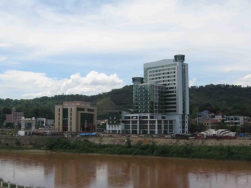 Công trình đang xây dựng ở gần cửa khẩu Hà Khẩu - Lào Cai,Lào Cai,Vài nét về tỉnh Lào Cai,Lào Cai