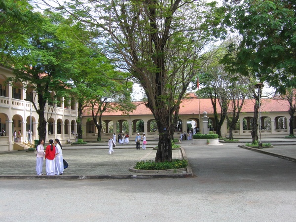 Trường Trung học Phổ thông Chuyên Lê Hồng Phong Thành phố Hồ Chí Minh,Trường Trung học Phổ thông Chuyên Lê Hồng Phong,Lê Hồng Phong High School for The Gifted,Trường Trung học Pétrus Ký