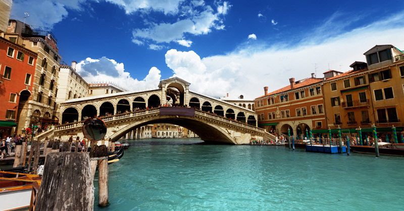 Venice,Venezia,Vơ-ni-dơ,Thành phố sông nước lãng mạn bậc nhất châu Âu,Venexia,Venessia,Venise,thành phố kênh đào,thành phố sông nước,thành phố của các kênh đào,thành phố tình yêu,thành phố thần tiên của con tim,thành phố lãng mạn,thành phố nổi,thành phố mặt nạ,thành phố kênh rạch