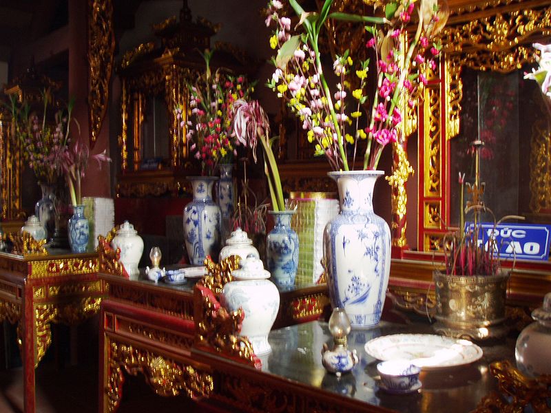 Tảo Ao là ai,Tả Ao tiên sinh,Tả Ao tiên sinh là ai,ông thầy phong thủy,thầy phong thủy nổi tiếng ở Việt Nam,địa lý phong thuỷ,thầy phong thủy giỏi nhất việt nam,ông thầy phong thủy giỏi nhất Việt Nam,Ban thờ Tả Ao tại đền Nam Trì.