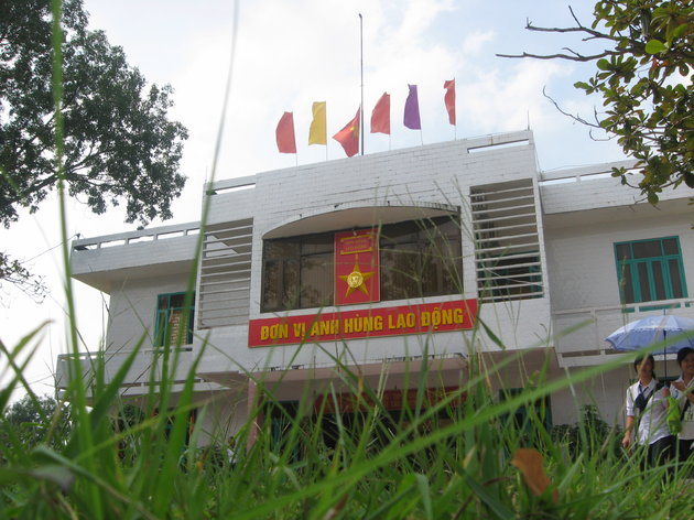 Trung học Phổ thông Lương Văn Tụy - Ninh Bình