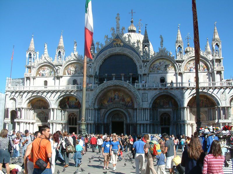 Vương cung thánh đường Thánh Máccô - St. Mark Cathedral,Venice,Venezia,Vơ-ni-dơ,Thành phố sông nước lãng mạn bậc nhất châu Âu,Venexia,Venessia,Venise,thành phố kênh đào,thành phố sông nước,thành phố của các kênh đào,thành phố tình yêu,thành phố thần tiên của con tim,thành phố lãng mạn,thành phố nổi,thành phố mặt nạ,thành phố kênh rạch
