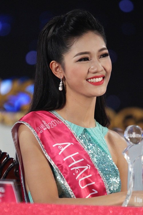 Ngô Thanh Thanh Tú - Á hậu 1 Hoa hậu Việt Nam 2016