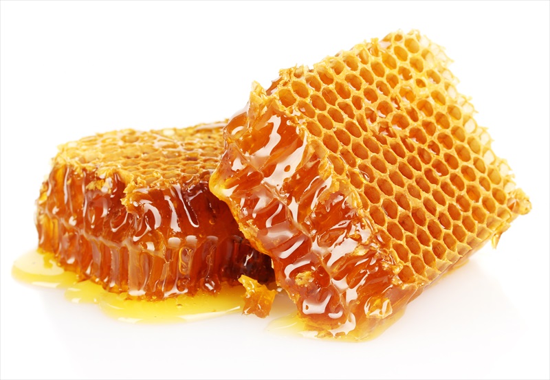 mật ong là gì,mật ong,ngộ độc mật ong,ngộ độc mật ong ở trẻ sơ sinh,thành phần của mật ong,trẻ sơ sinh có nên uống mật ong không,mật ong kiêng ăn với gì,kiêng ăn mật ong với gì,mật ong và sữa đậu nành,mật ong và bột sắn dây,mật ong nguyên chất,mật ong rừng,honey