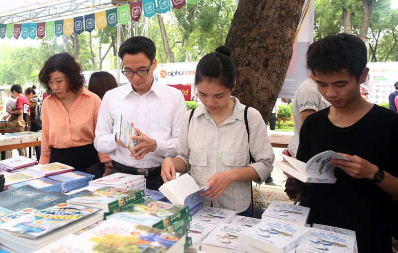ngày 21 tháng 4 là ngày gì,ngày 21 tháng 4,sự kiện 21 tháng 4,sự kiện ngày 21 tháng 4,sự kiện 21/4,sự kiện 21-4,ngày 21-04,21-04,ngày sách Việt Nam,ngày sách Việt Nam là ngày nào,ngày sách Việt Nam 21 tháng 4