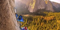 cắm trại trên vách đá cao,cắm trại trên vách núi,ngủ qua đêm trên vách đá dựng đứng,leo núi,vách đá,Ngủ qua đêm trên sườn núi cheo leo cao gần 1.000 m