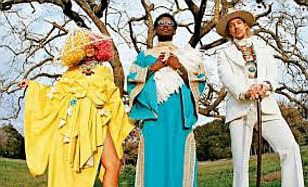Nhóm thích SIA , DIPLO , LABRINTH