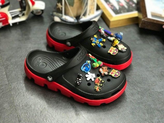 Fan giàyhay crocs