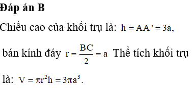 Lăng trụ đứng ABC.A'B'C' có đáy là tam giác vuông cân tại A, BC=2a , cạnh bên AA' = 3a và có hai đáy là hai tam giác nội tiếp hai đường tròn đáy của hình trụ (T). Tính thể tích khối trụ (T).