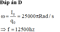 Một mạch dao động điện từ LC lí tưởng đang thực hiện dao động điện từ tự do. Điện tích cực đại trên một bản tụ là 4.10-6 C, cường độ dòng điện cực đại trong mạch là 0,1πA. Tần số dao động điện từ tự do trong mạch bằng